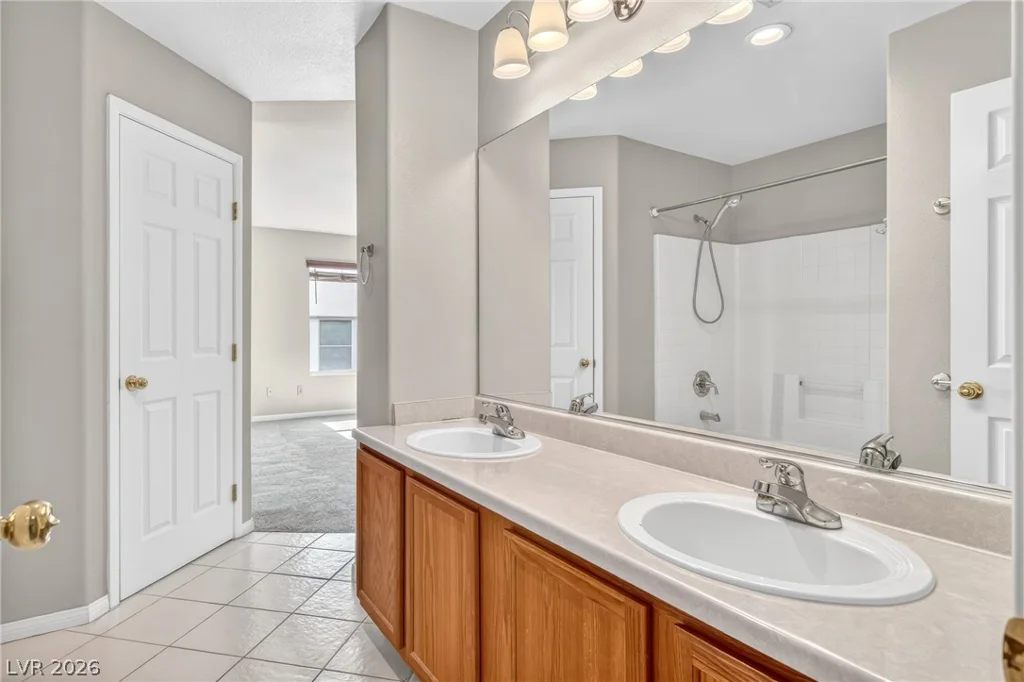 712 Salt Flats Circle, Henderson, NV 89011