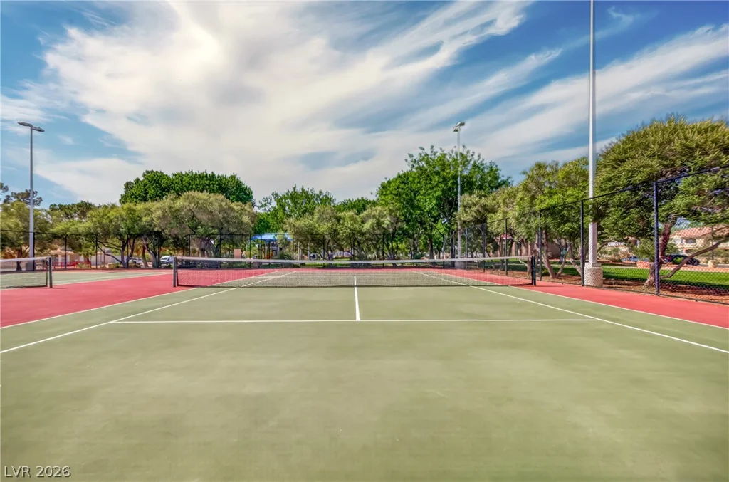 712 Salt Flats Circle, Henderson, NV 89011