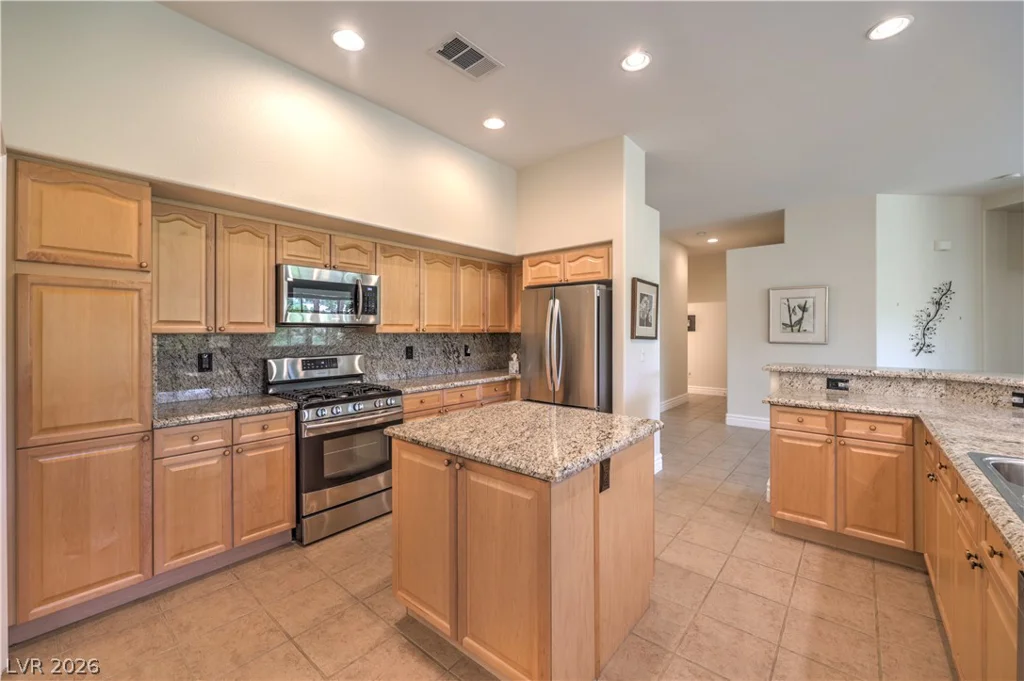 251 Cliff Valley, Las Vegas, NV 89148
