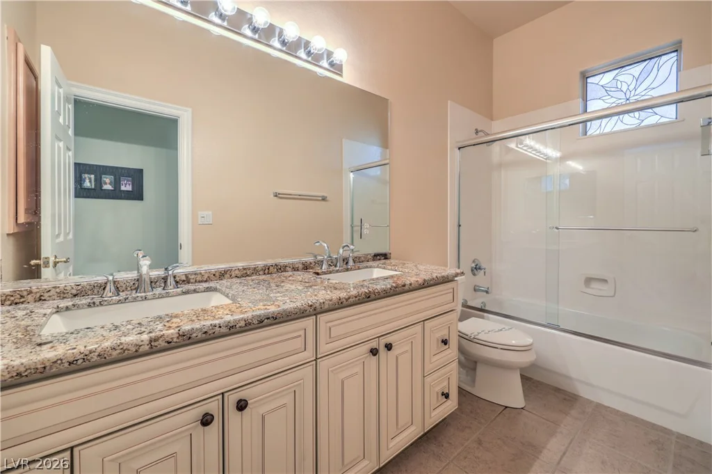 251 Cliff Valley, Las Vegas, NV 89148