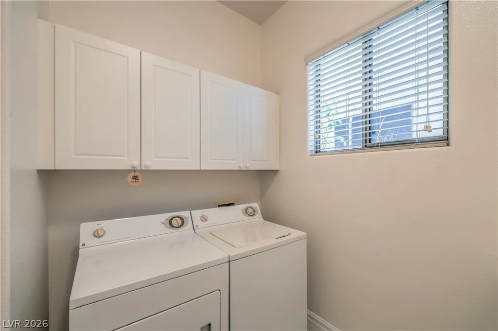 251 Cliff Valley, Las Vegas, NV 89148