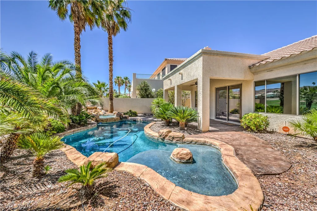 251 Cliff Valley, Las Vegas, NV 89148