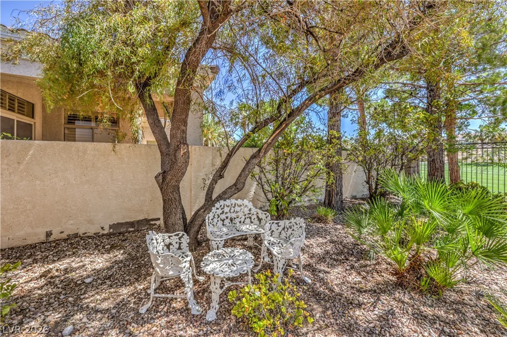 251 Cliff Valley, Las Vegas, NV 89148