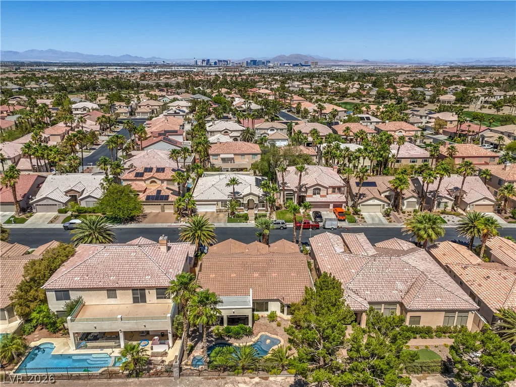 251 Cliff Valley, Las Vegas, NV 89148