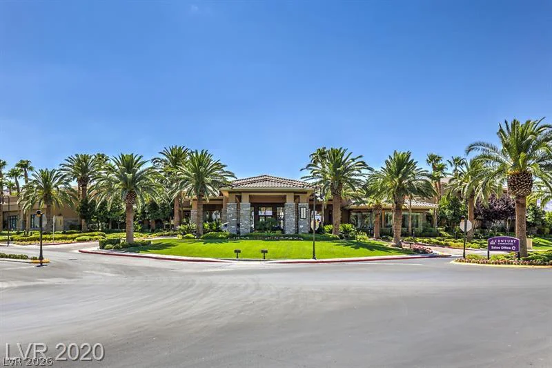 251 Cliff Valley, Las Vegas, NV 89148