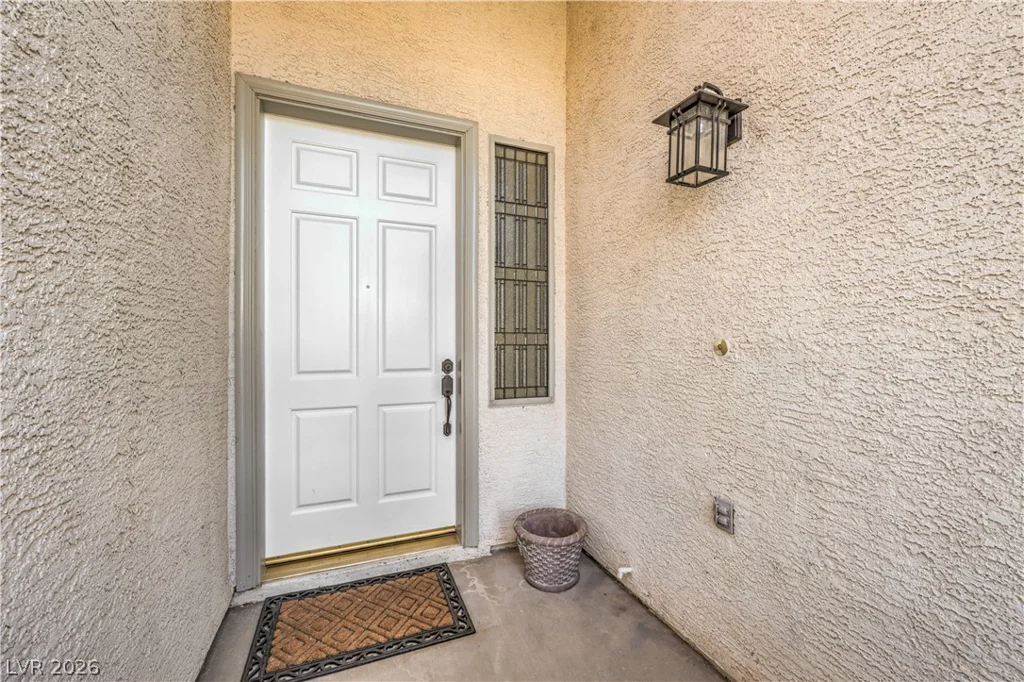 251 Cliff Valley, Las Vegas, NV 89148