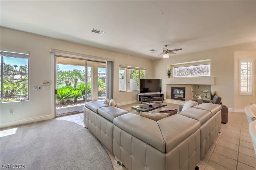 251 Cliff Valley, Las Vegas, NV 89148