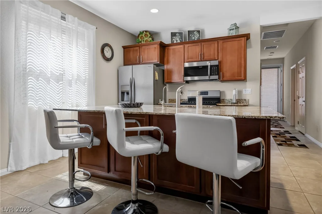 2707 ChinaBerry Hill, Laughlin, NV 89029