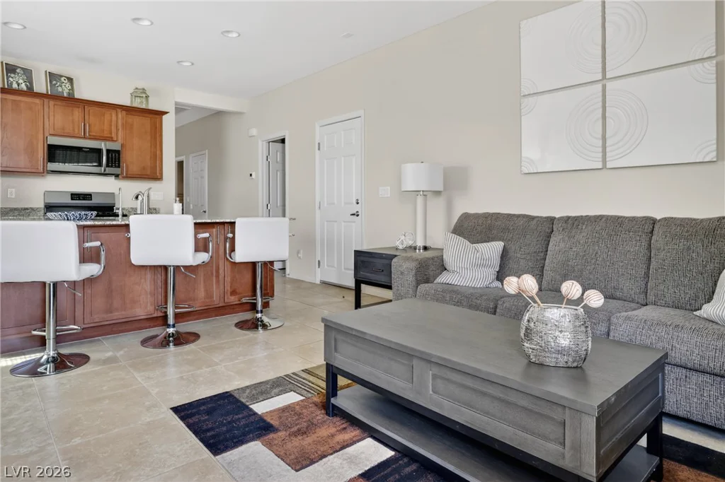 2707 ChinaBerry Hill, Laughlin, NV 89029