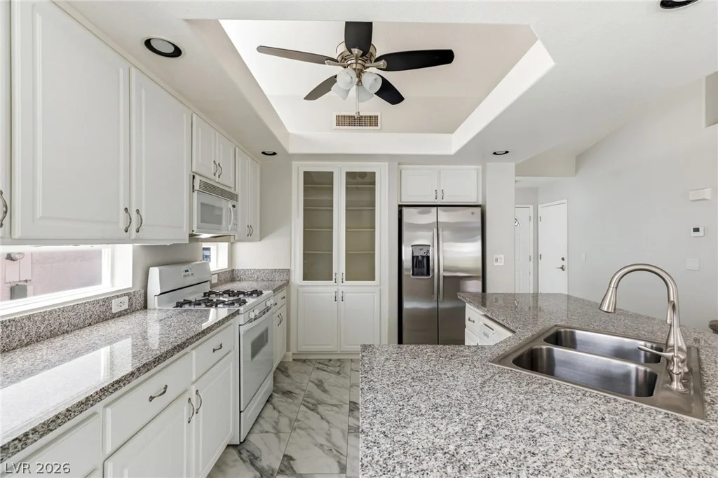 8721 Country View, Las Vegas, NV 89129