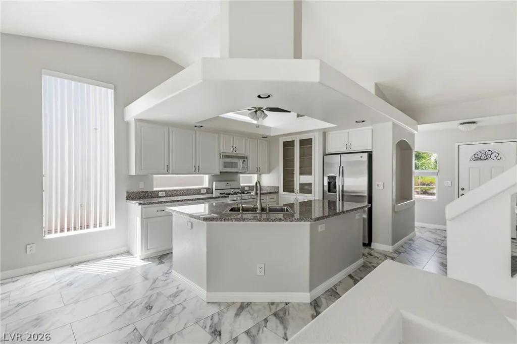8721 Country View, Las Vegas, NV 89129
