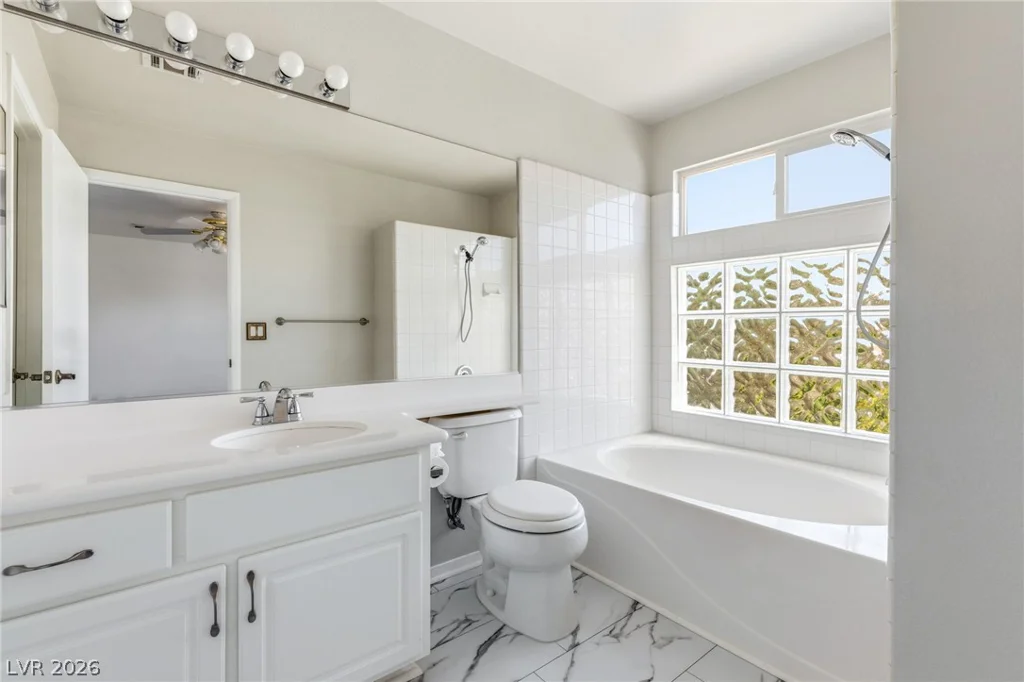 8721 Country View, Las Vegas, NV 89129
