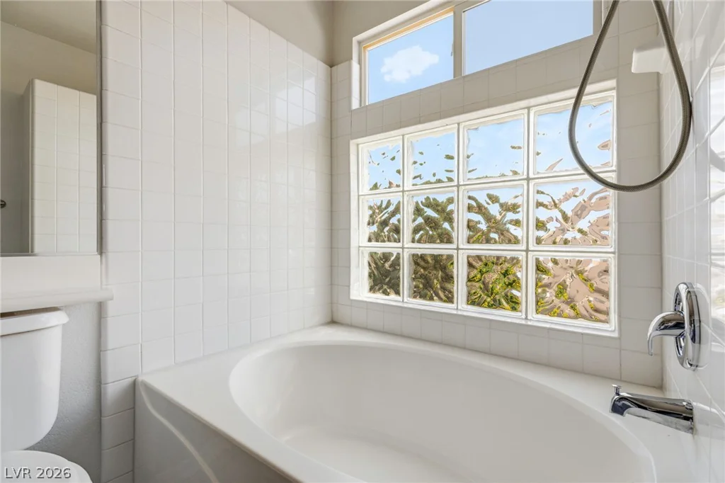 8721 Country View, Las Vegas, NV 89129