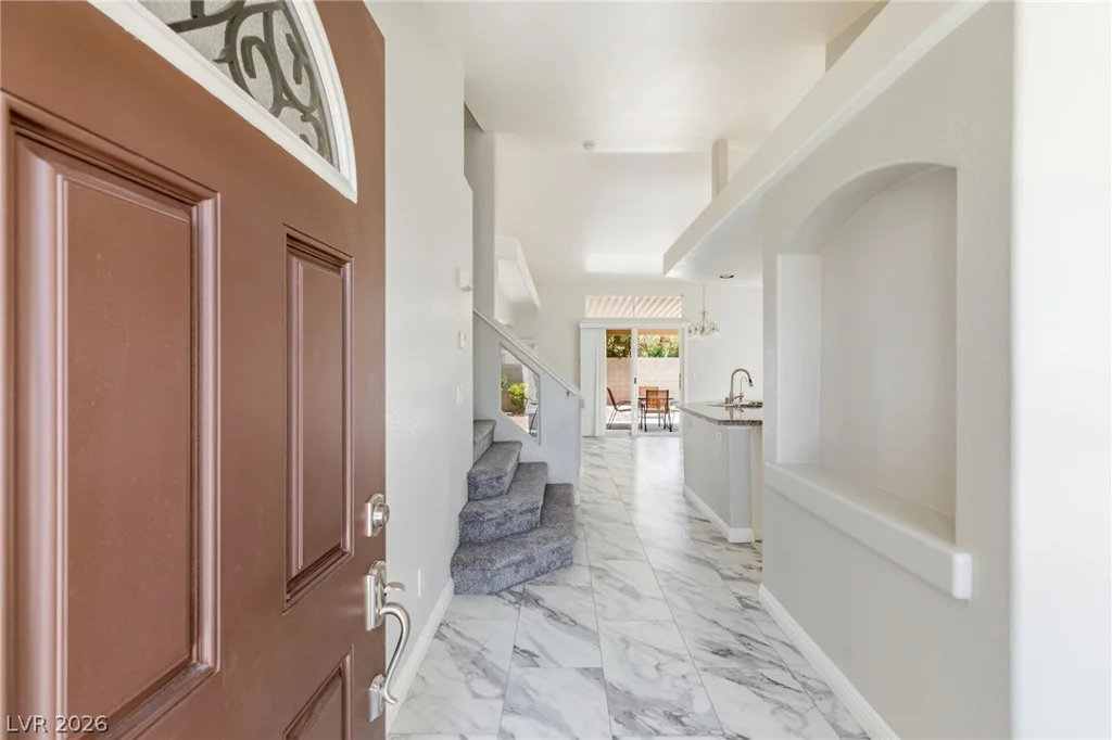 8721 Country View, Las Vegas, NV 89129