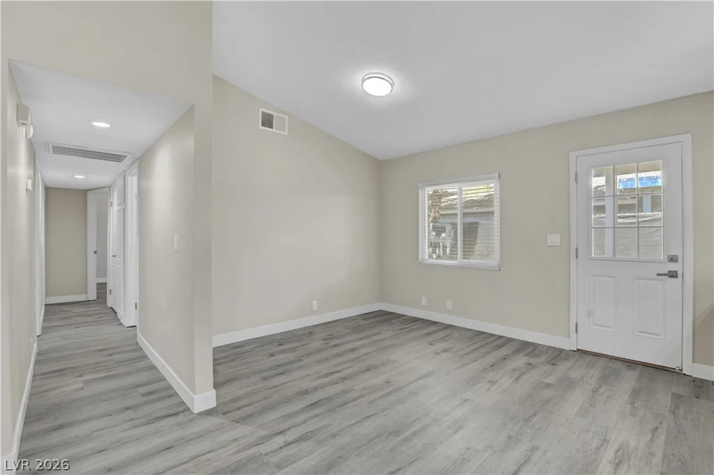 3948 New Hope, Las Vegas, NV 89110