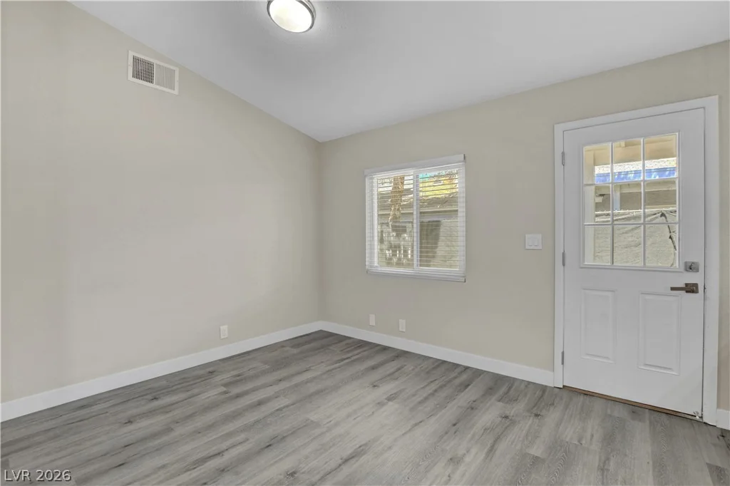 3948 New Hope, Las Vegas, NV 89110