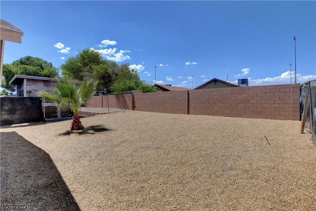 3948 New Hope, Las Vegas, NV 89110