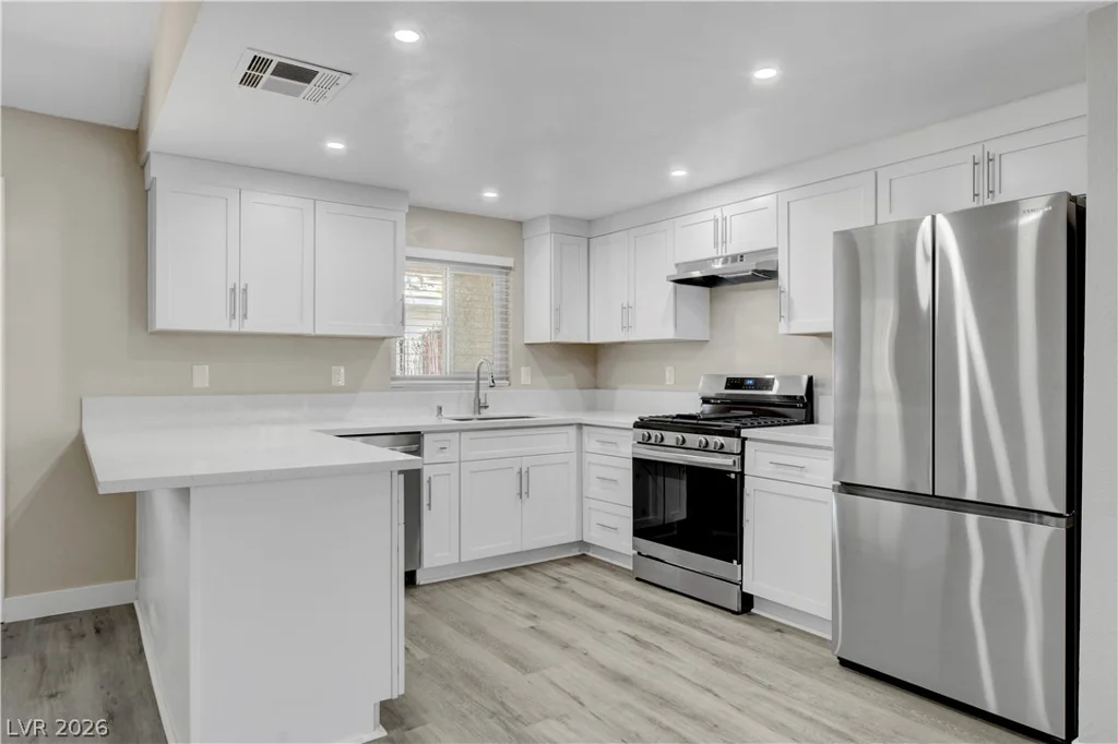 3948 New Hope, Las Vegas, NV 89110