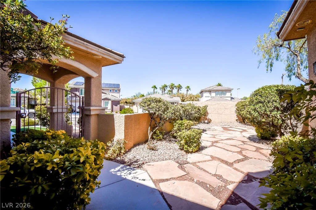 10243 Bright Harbor, Las Vegas, NV 89135