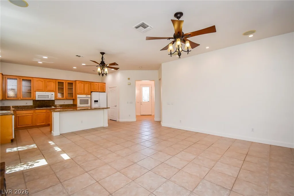 10243 Bright Harbor, Las Vegas, NV 89135