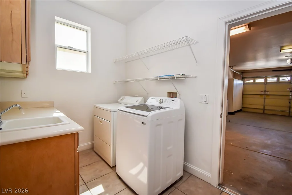 10243 Bright Harbor, Las Vegas, NV 89135