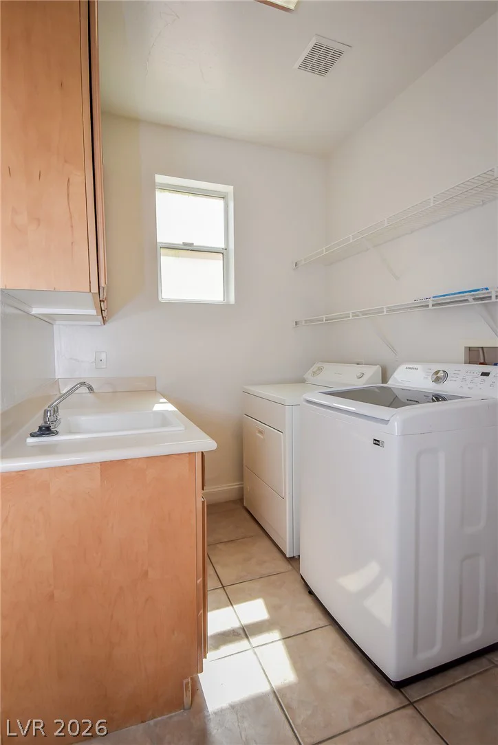 10243 Bright Harbor, Las Vegas, NV 89135