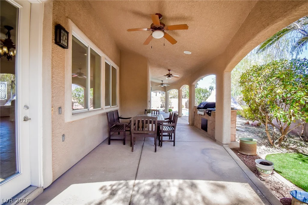 10243 Bright Harbor, Las Vegas, NV 89135
