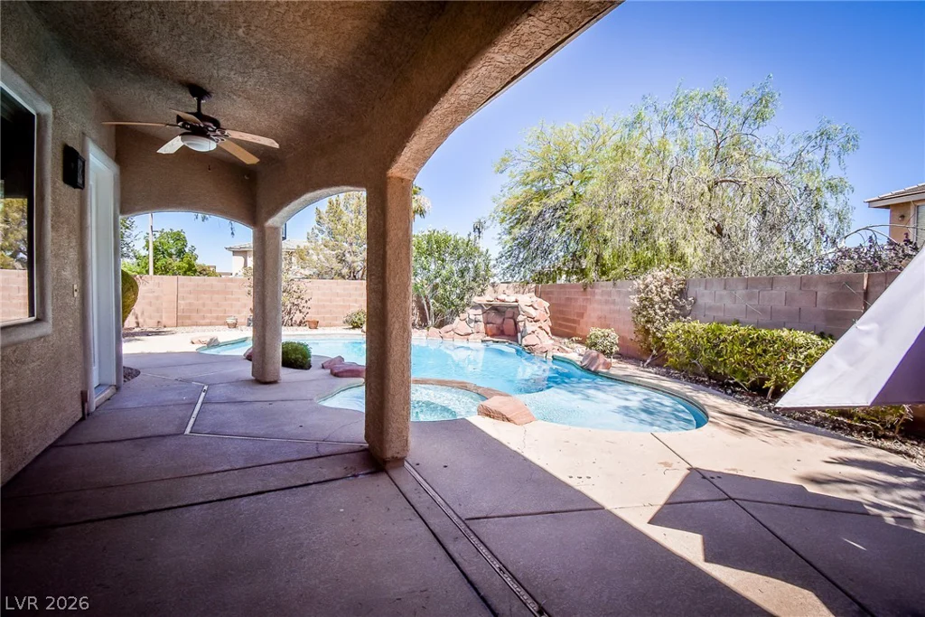 10243 Bright Harbor, Las Vegas, NV 89135