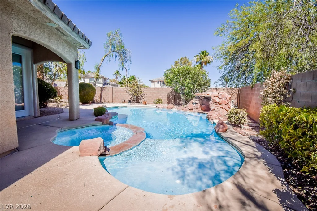 10243 Bright Harbor, Las Vegas, NV 89135