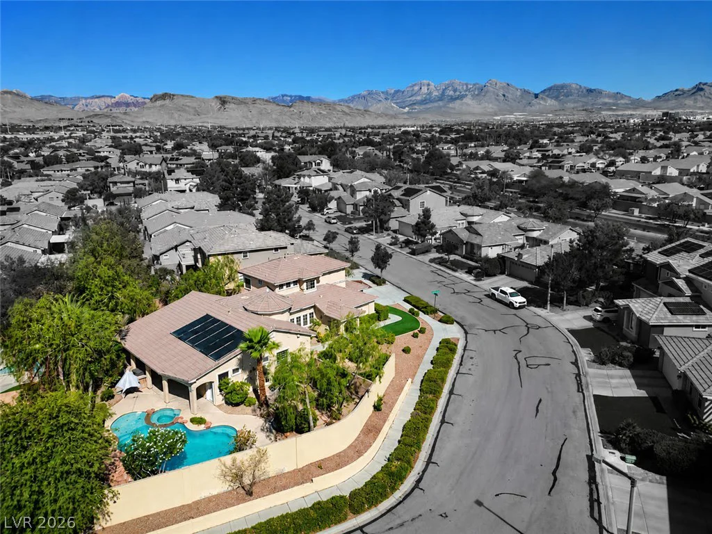 10243 Bright Harbor, Las Vegas, NV 89135