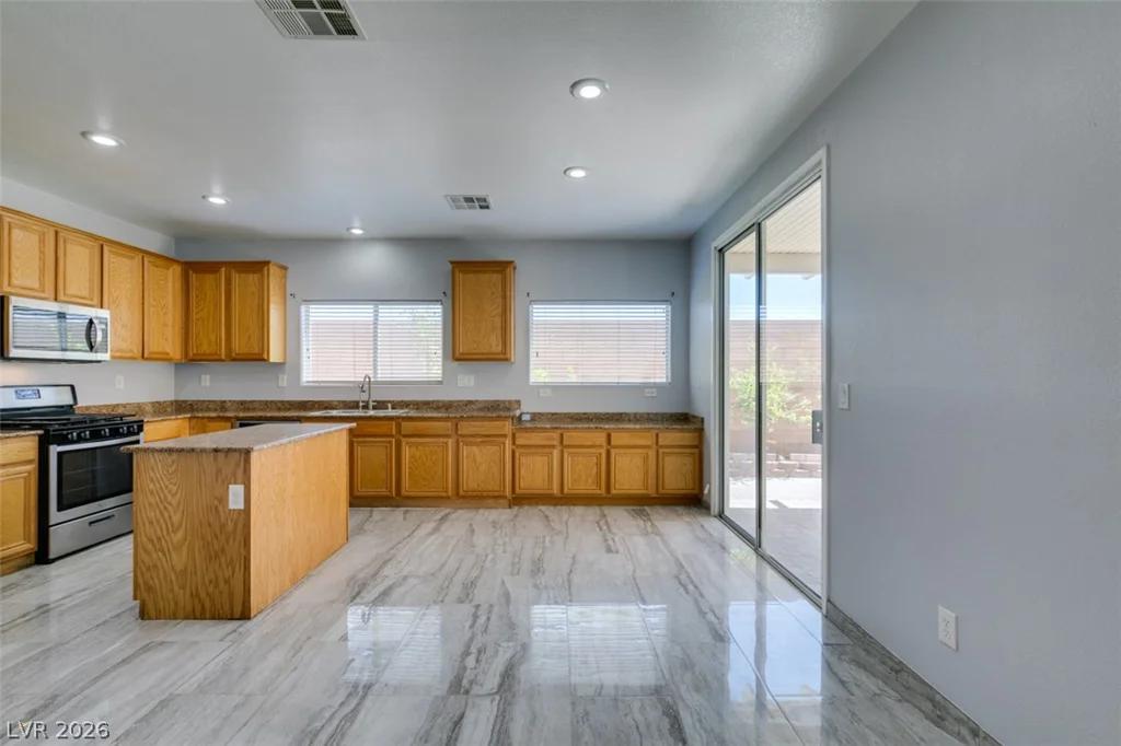 91 Lockheed, Las Vegas, NV 89183