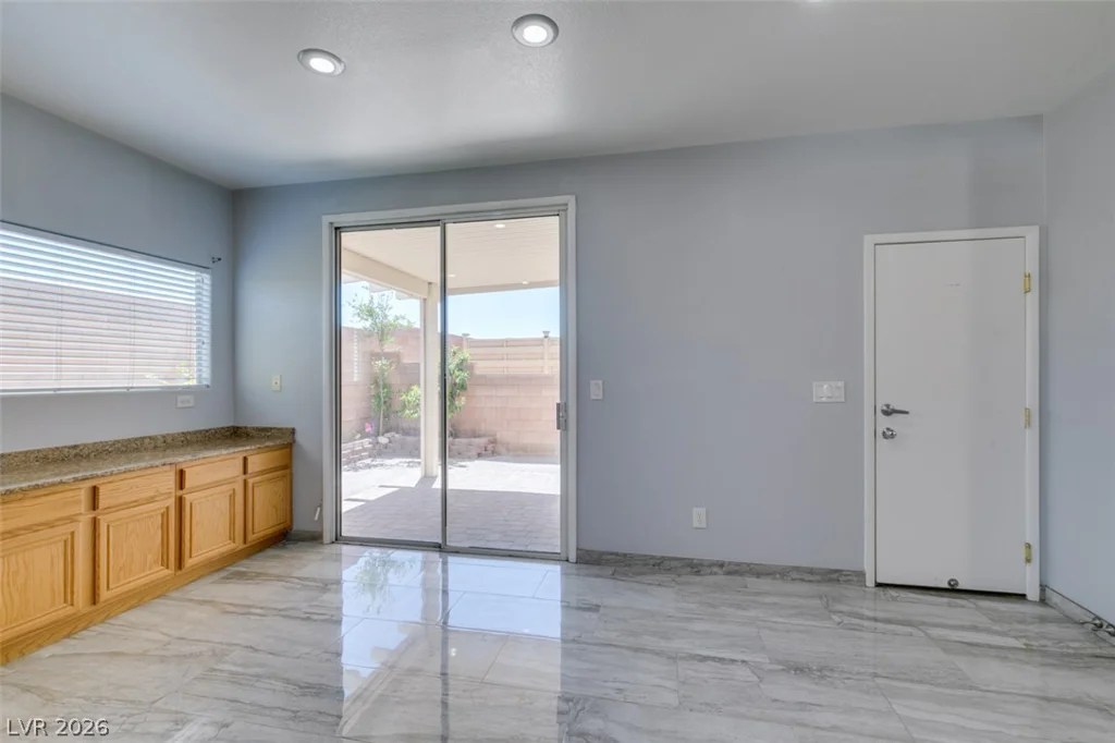 91 Lockheed, Las Vegas, NV 89183