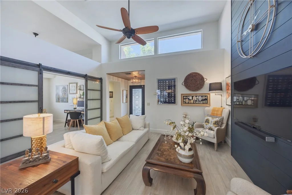 2405 Dove Valley, Las Vegas, NV 89134