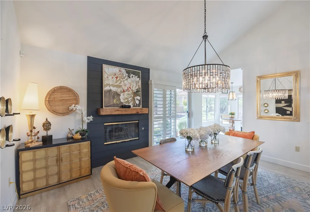 2405 Dove Valley, Las Vegas, NV 89134