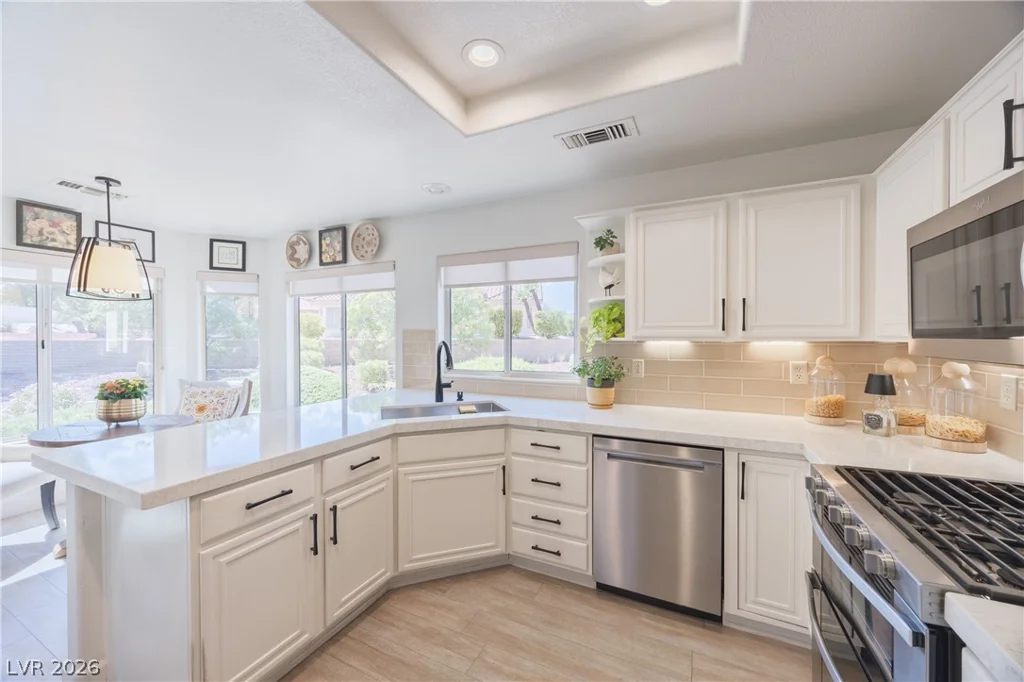 2405 Dove Valley, Las Vegas, NV 89134