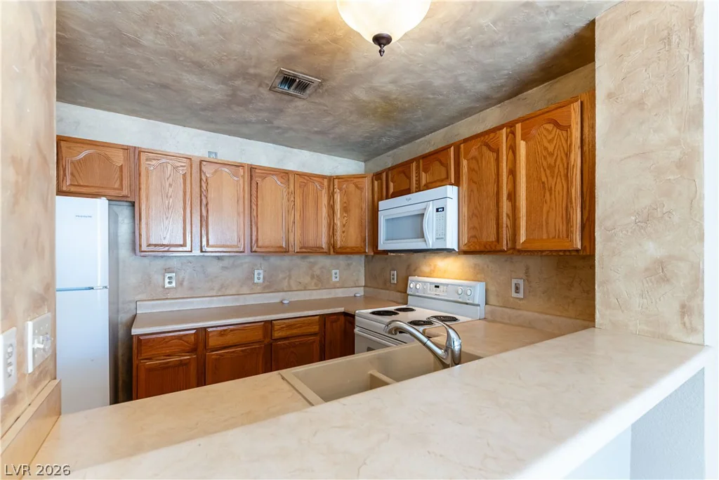 5609 Orchard, Las Vegas, NV 89110