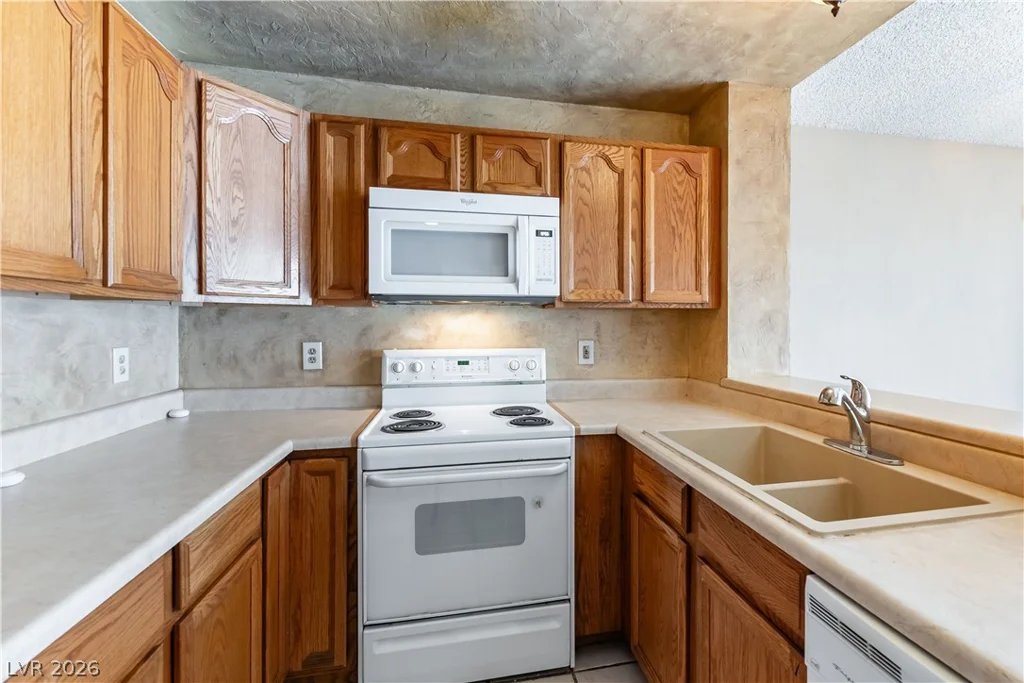5609 Orchard, Las Vegas, NV 89110