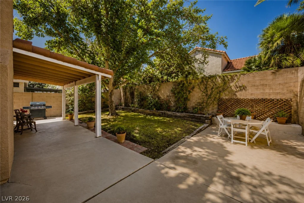 327 Abbington, Henderson, NV 89074