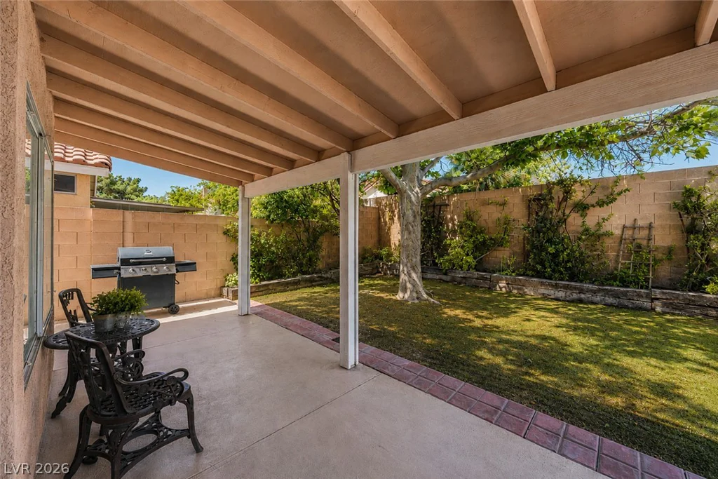 327 Abbington, Henderson, NV 89074