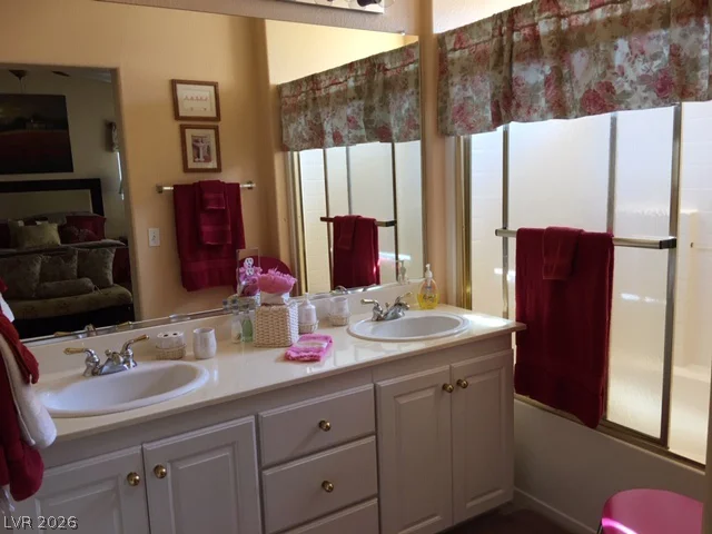 50 Belle Ridge, Las Vegas, NV 89123
