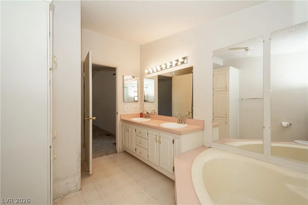 6461 Creb, Pahrump, NV 89060