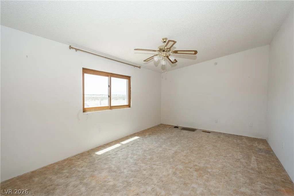 6461 Creb, Pahrump, NV 89060