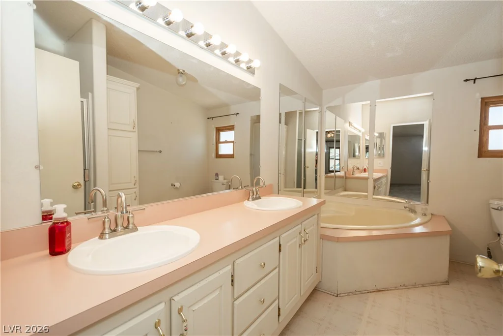 6461 Creb, Pahrump, NV 89060