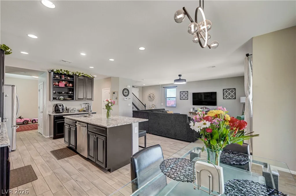 7306 Rainford, Las Vegas, NV 89148