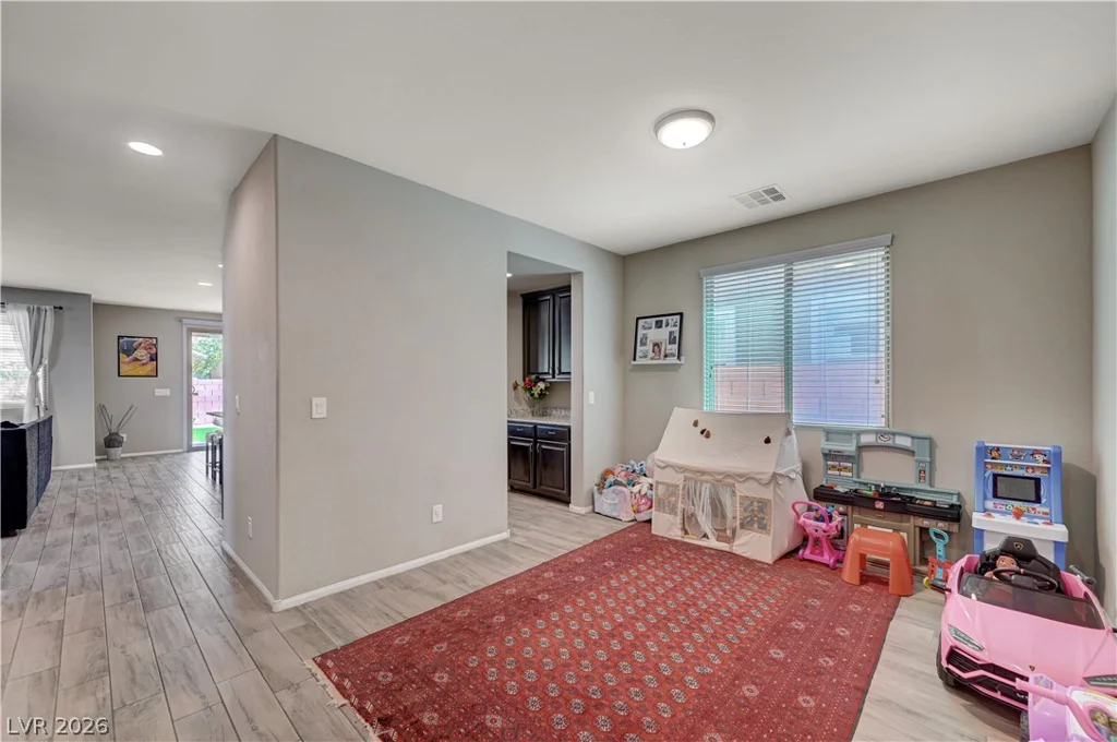 7306 Rainford, Las Vegas, NV 89148
