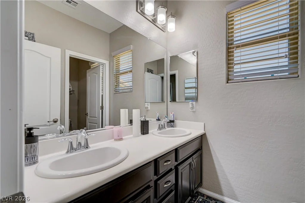 7306 Rainford, Las Vegas, NV 89148