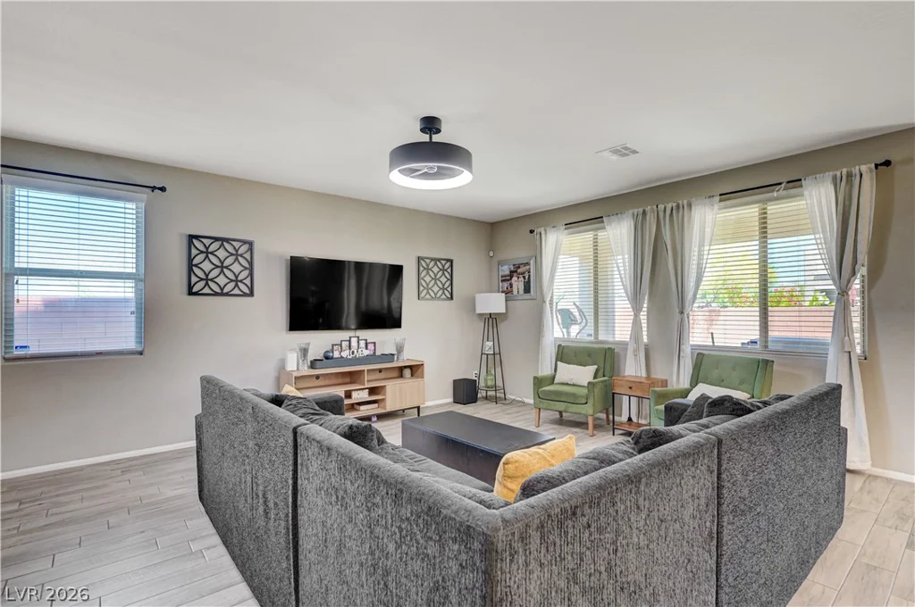 7306 Rainford, Las Vegas, NV 89148