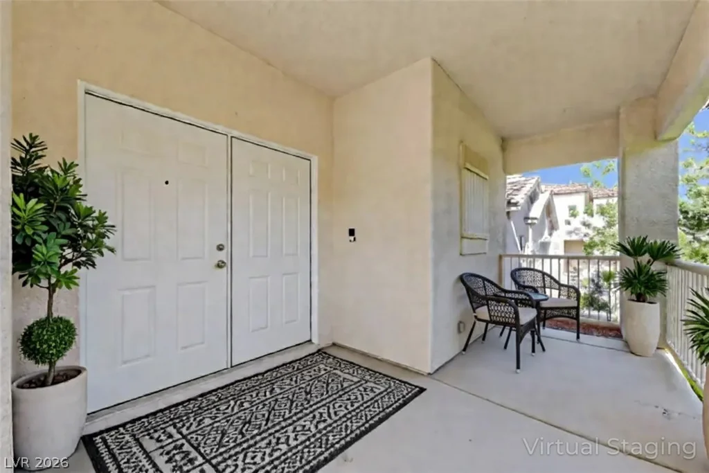 9004 Snowtrack, Las Vegas, NV 89149