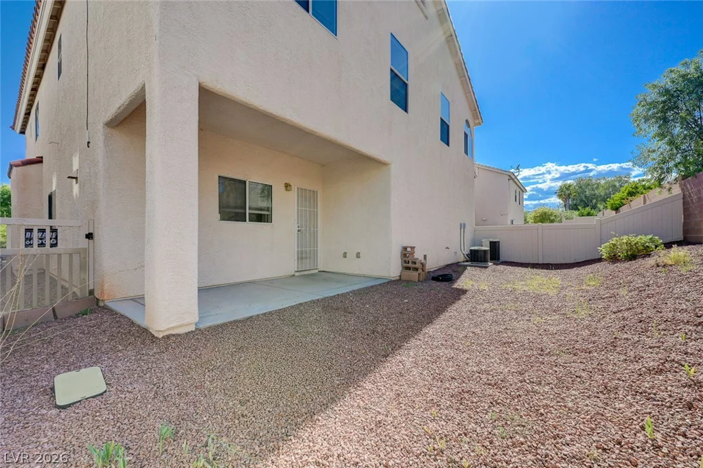 9004 Snowtrack, Las Vegas, NV 89149