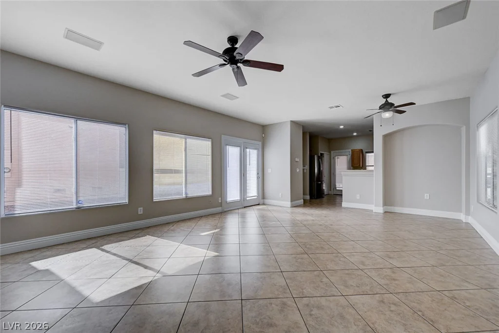 9004 Snowtrack, Las Vegas, NV 89149